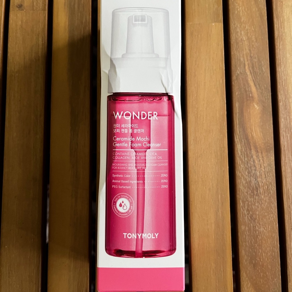 TONYMOLY Wonder Gentle Foam Cleanser
